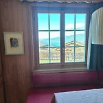 Ganzes Haus 別荘 Aeschi Bei Spiez