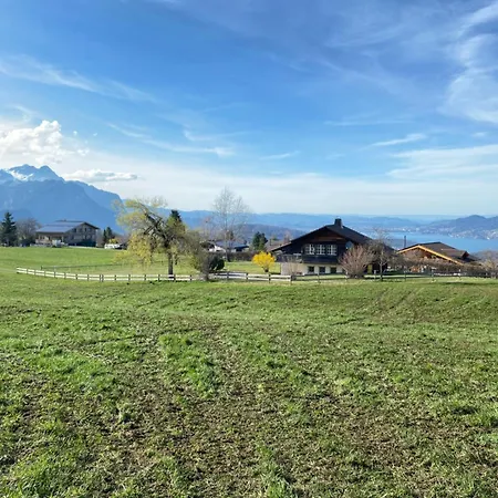 Ganzes Haus Holiday home Aeschi Bei Spiez