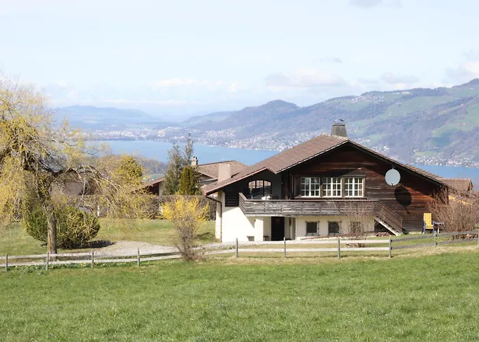 Ganzes Haus 펜션 Aeschi Bei Spiez